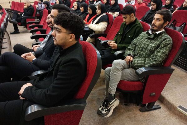 اولین نشست یک تجربه یک رای در شهرستان رباط‌کریم