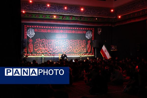 مراسم سوگواری شب هشتم محرم در هیئت انصار الحجه نیشابور 