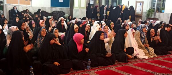اعتکاف دانش آموزان پیشتاز در مسجد امام رضا شهرکرد 