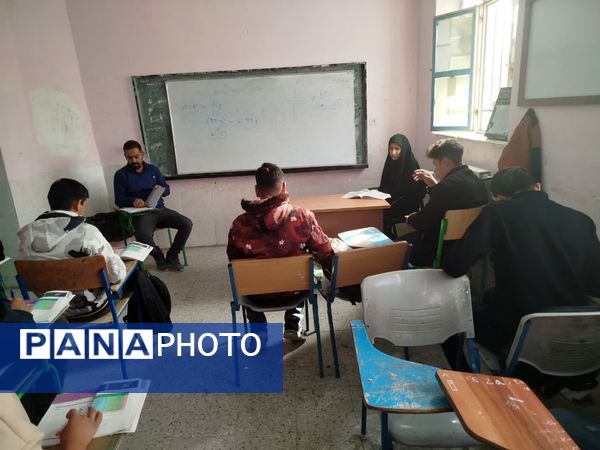 بازدید سرگروه‌های آموزشی از مدارس خاتم