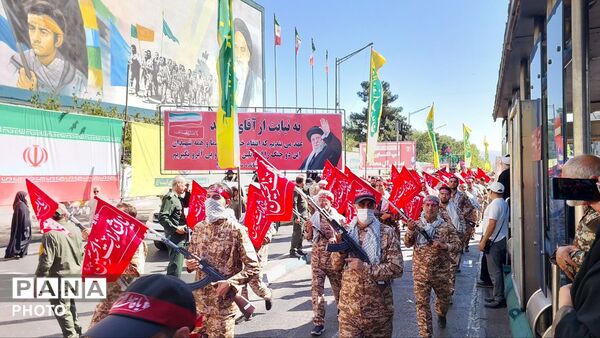 حماسه خونخواهی رهبر شهید در تهران با حضور ۳۱۳ هزار جانفدای ایران