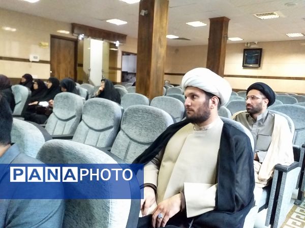 جلسه توجیهی راهبران و ناظران اقامه نماز مدارس مشهد مقدس