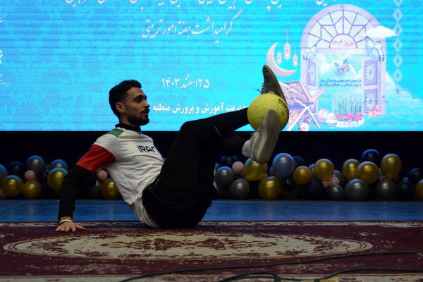 تجلیل از تلاش‌های بی‌وقفه مربیان در همایش خانواده بزرگ پرورشی