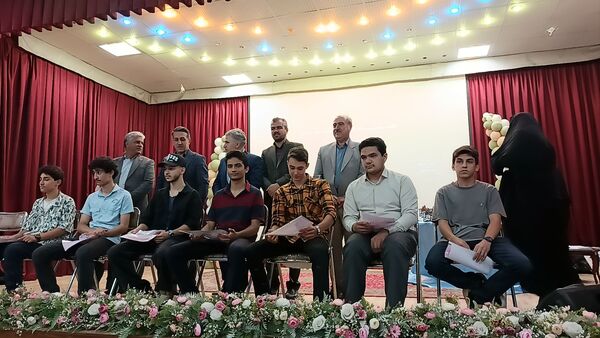تقدیر از رتبه های استانی و کشوری جشنواره فرهنگی هنری فردا