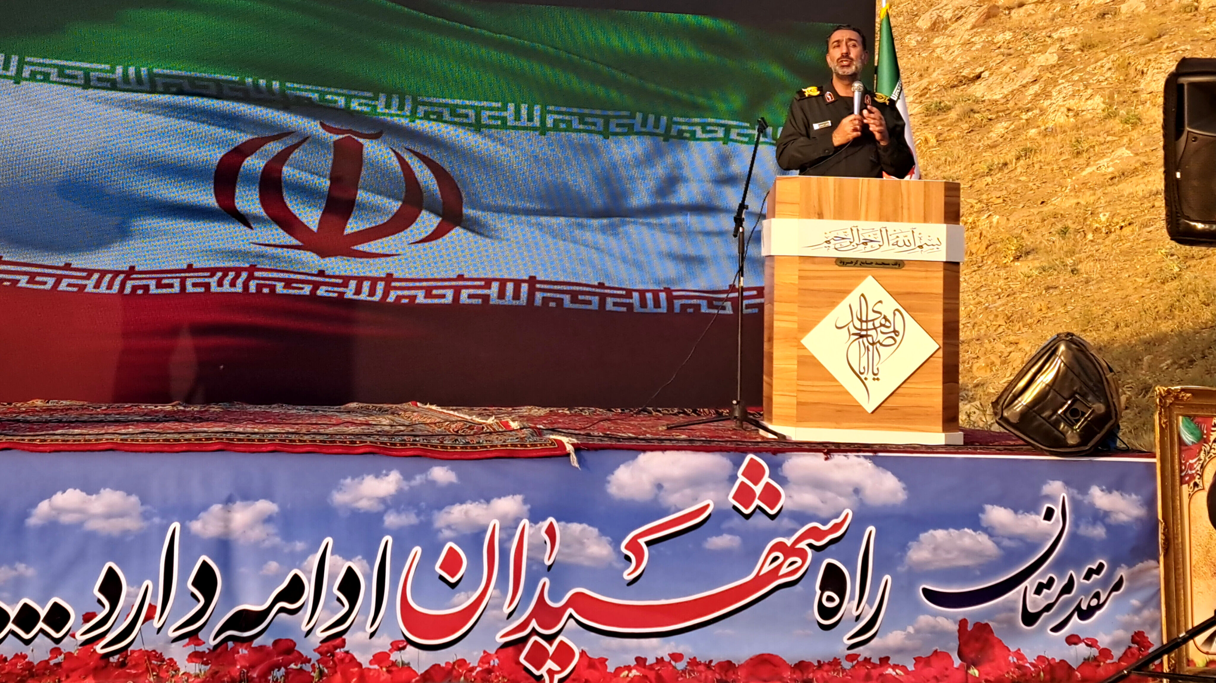 برگزاری یادواره و دیدار با خانواده شهدا قداست فراوانی دارد