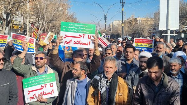 اتحاد مردم فاروج علیه آشوبگران و رژیم صهیونسیتی 