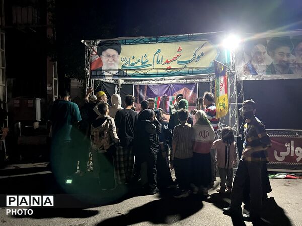 پرچم گردانی مردم «روستای ینگی امام» شهرستان ساوجبلاغ 
