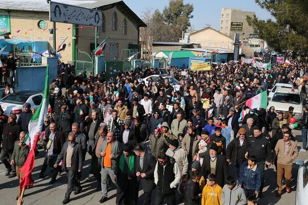 شکوه همبستگی مردم شهید پرور فشافویه در راهپیمایی ۲۲ بهمن