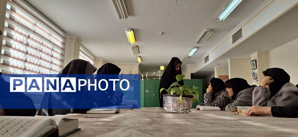 قرائت قرآن هدیه دانش آموزان دبیرستان شهید عیسی وند به روح سید حسن نصرالله