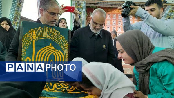 کاروان زیر سایه خورشید، به دیار نور رسید