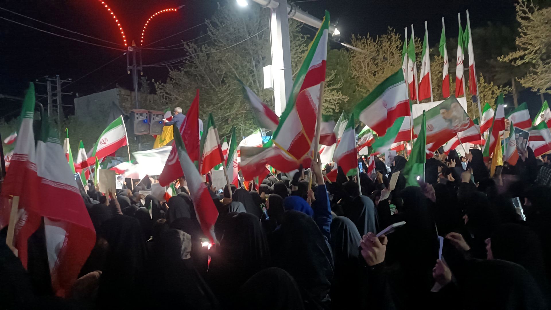 ۲۴ شب ایستادگی کاشمری ها