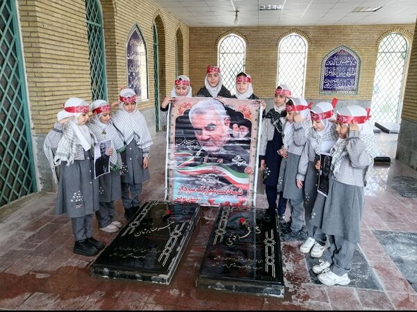تجدید پیمان با شهدای امامزاده عمادالدین در شهرستان رباط کریم