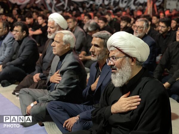 مراسم عزاداری شب تاسوعای حسینی در میدان عاشورای روستای طرق