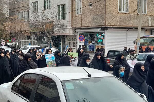حماسه ۹ دی زنده است؛ ورامینی‌ها بار دیگر با ولایت، پیمان بستند