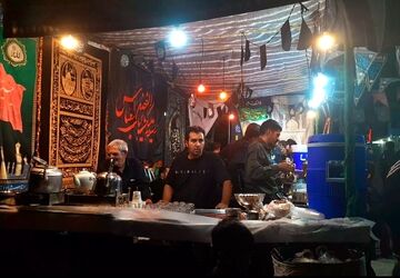 برپایی دسته عزاداری جوان رشید کربلا در شهرکرد