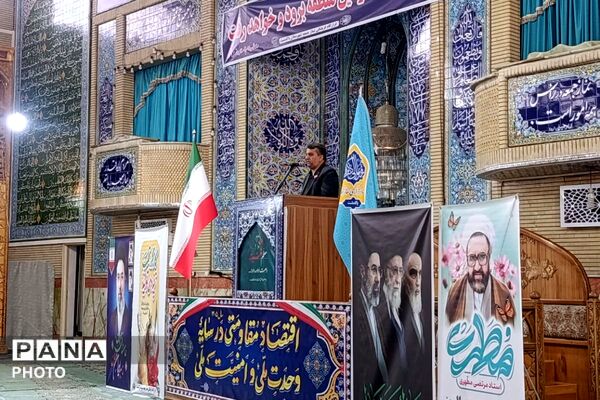 معلم،معمار آینده کشور است