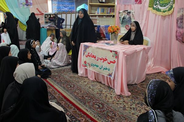  برگزاری‌ مراسم‌ نمازجمعه در مصلی بزرگ نسیم‌شهر