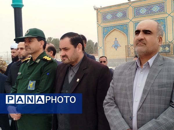 غبارروبی مزار شهدای زیارتگاه شهید مدرس (ره) 