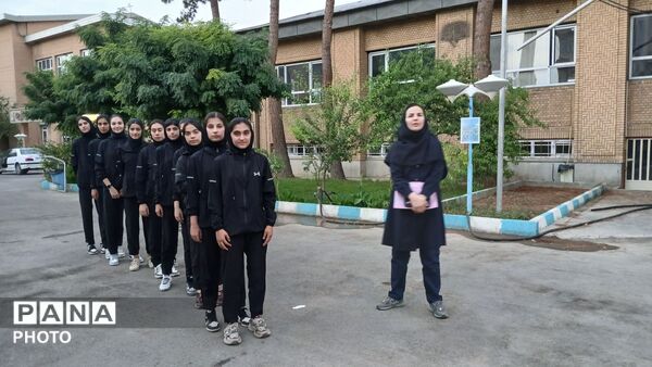 طنین گام‌های قهرمانان فردا در آئین استقبال از مسابقات ورزشی دانش‌آموزان کشور