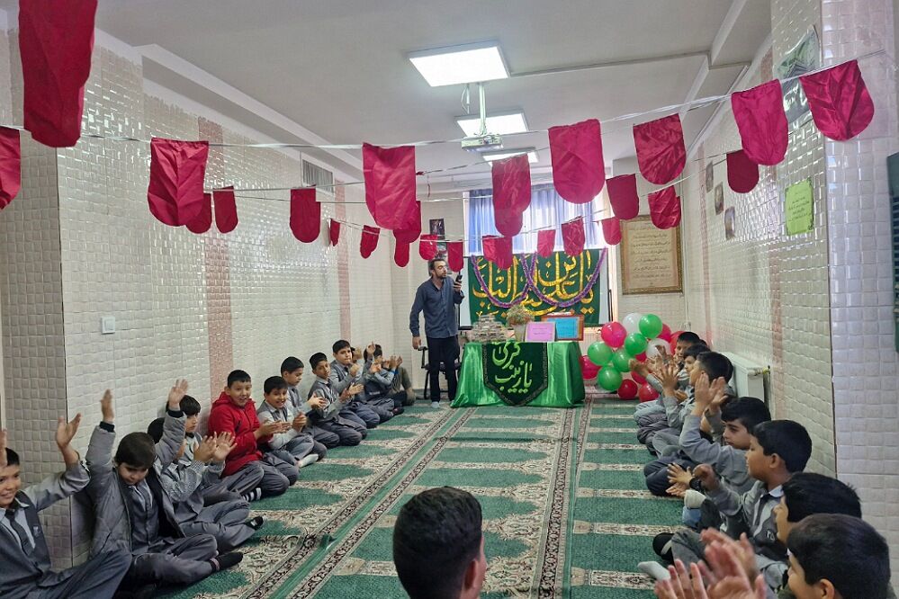جشن میلاد حضرت زینب(س) در مدارس ناحیه 2 شهرری 