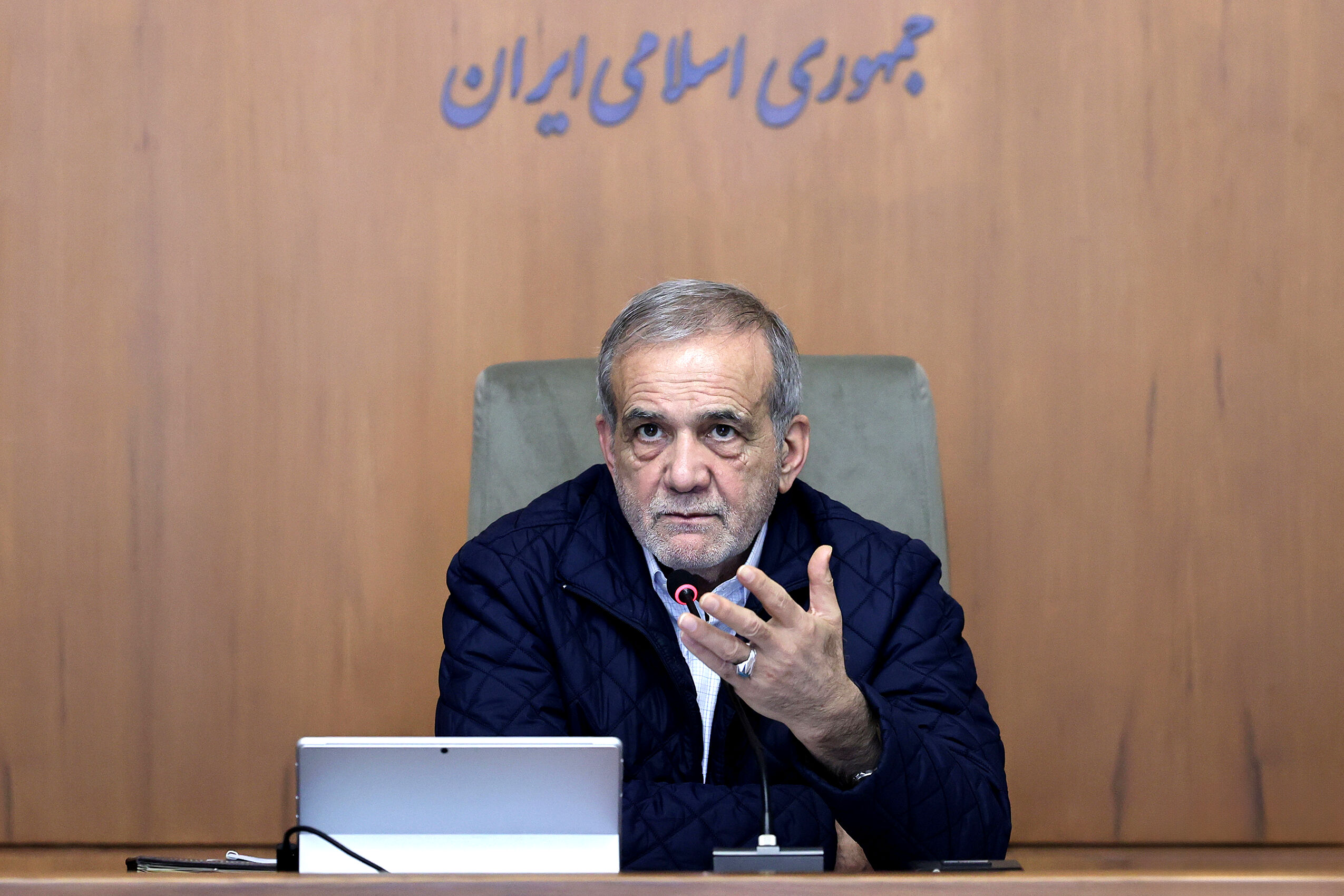 تحقق دولت الکترونیک به‌گونه‌ای باشد که با حملات سایبری، کل سیستم دچار اختلال نشود