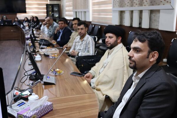 تجلیل از ۴۰ معلم برگزیده قرآن و عترت منطقه ۱۴ تهران در جشن باشکوه غدیر