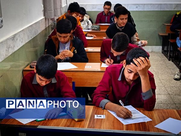 امتحانات نوبت اول در دبیرستان میثاق 