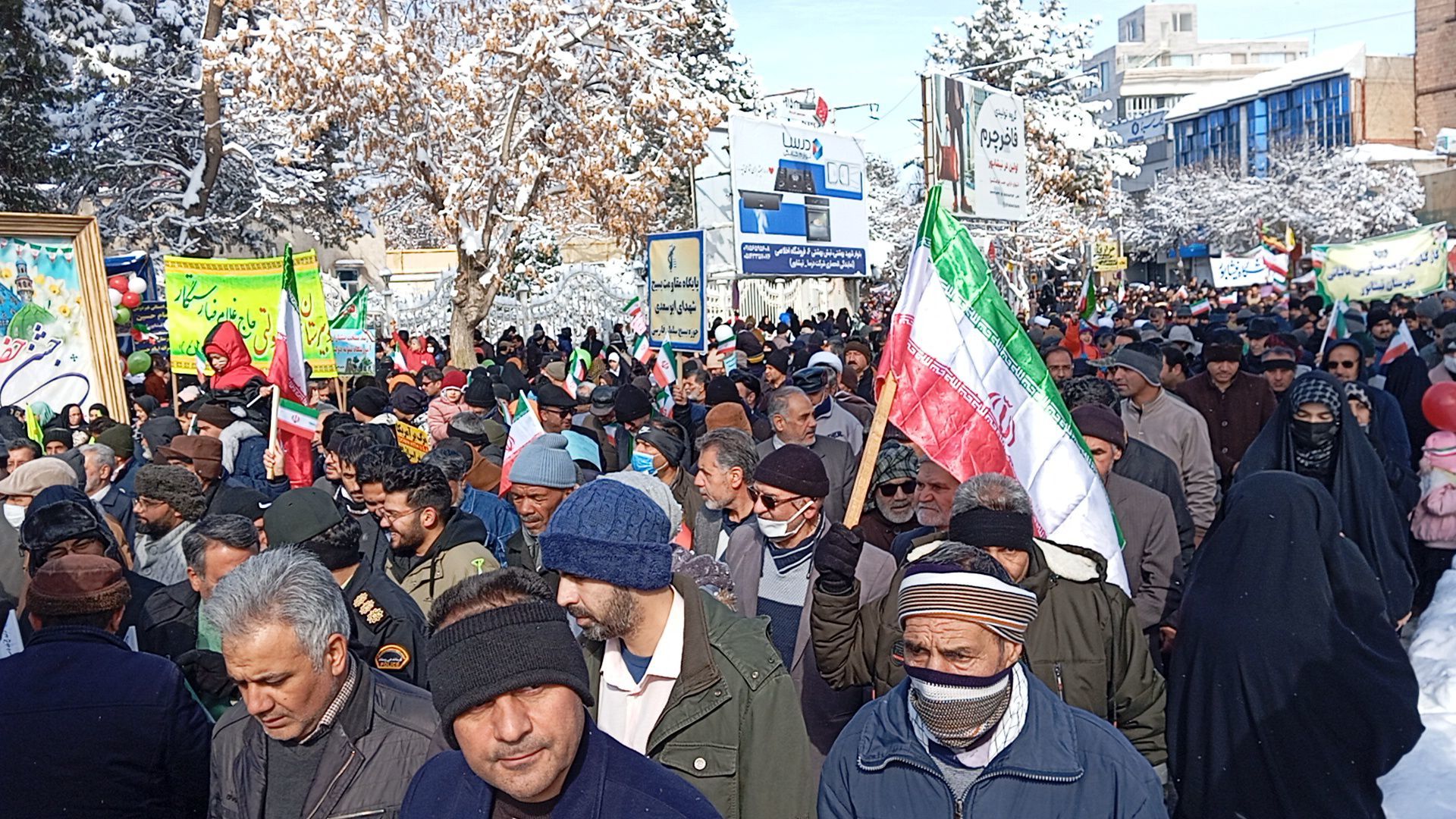 برگزاری راهپیمایی ۲۲ بهمن ماه در شهرستان نیشابور 