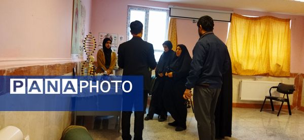 تعهد و تلاش دانش‌آموزان مدرسه انقلاب کوهدشت در فعالیت‌های مدرسه