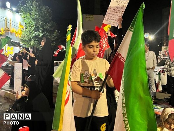 حضور باشکوه مردم کرج در نود و نهمین شب از تجمعات مردمی