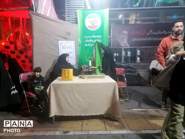 حماسه پنجاه و دومین شب حضور مردم همدل و متحد