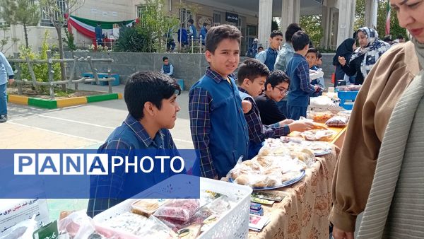 جشنواره غذا و صنایع دستی در دبستان امام حسن (ع) مصلی نژاد