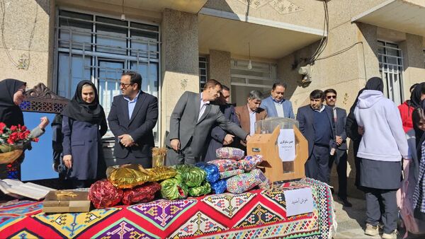 پویش ملی بر مدار مقاومت در دبیرستان پوینده یاسوج