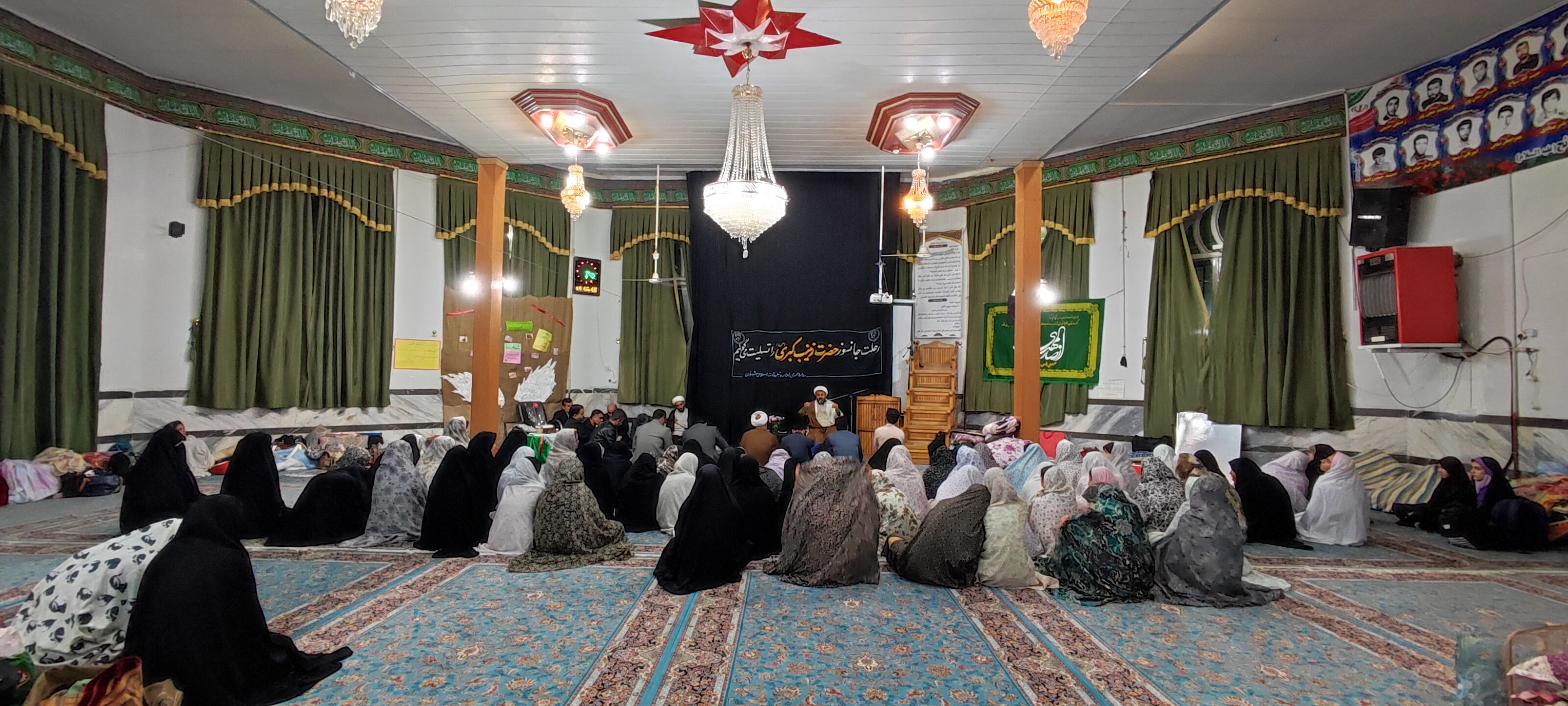 حضور ۷۲ دانش‌آموز دختر معتکف به نیت ۷۲ شهید کربلا در مسجد باب الحوائج شیروان