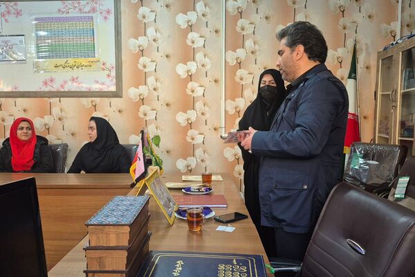  تجلیل از آموزگاران فعال طرح “حامی” در مدرسه هدی  شهرقدس