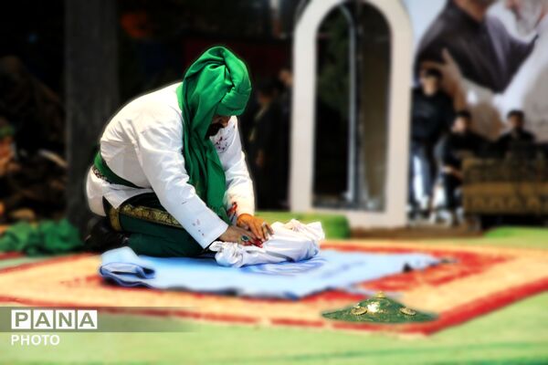 پرده نهم سوگواره ملی تعزیه دهزیار به نام سیدالشهدا(ع) رقم خورد