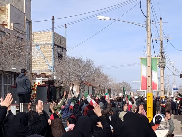 خروش پرشکوه مردم نسر در دفاع از آرمان‌های انقلاب اسلامی در راهپیمایی ۲۲ بهمن