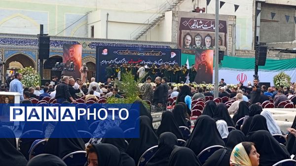 چهلم سردار حاجی‌زاده و فرزندان شهدا در منطقه ۱۷