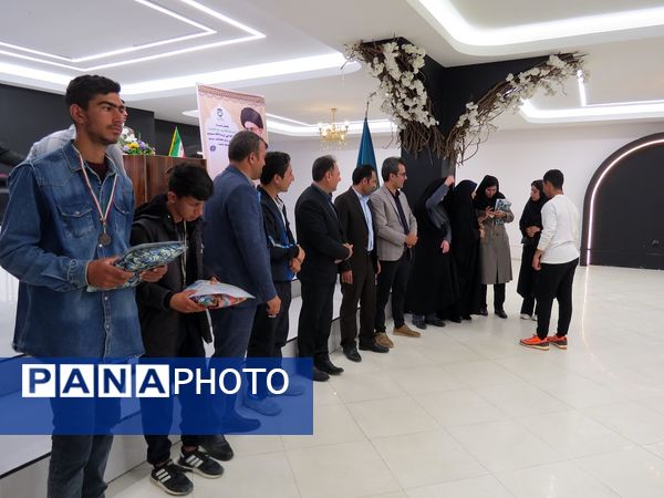 تقدیر از دانش‌آموزان استثنایی جشنواره ورزشی در بجنورد