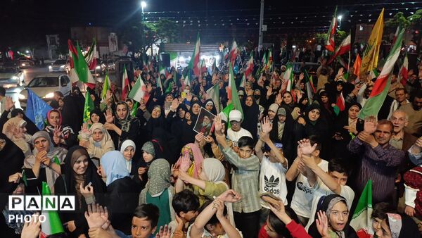 جشن میلاد امام موسی کاظم(ع) با حضور پرشور و متحد مردم