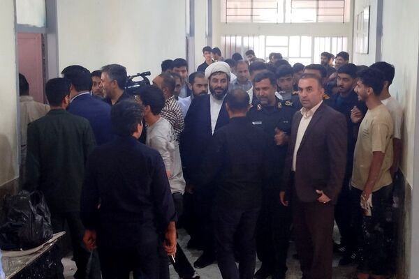 بازدید مسئولان از مدارس نوسازی‌شده لردگان در طرح ملی شهید عجمیان 