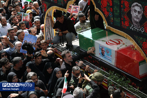 تشییع شهدای اقتدار در تهران - 2