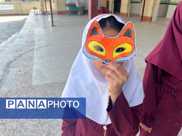 نمایش‌های خلاقانه دانش‌آموزان سیریک به‌مناسبت هفته کتاب