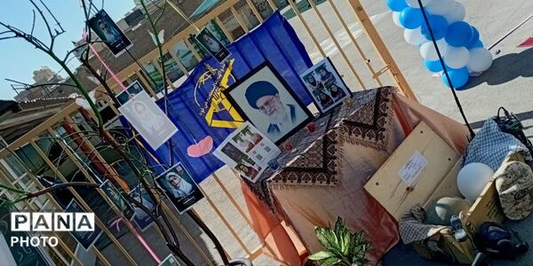 آیین طرح استانی «جشن شکوفه‌ها» که در دبستان دخترانه مهندس معصومی ناحیه ۴