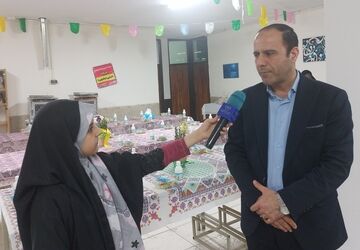 محفل انس با قرآن با حضور جانبازان و مسئولین آموزش وپرورش ناحیه سه
