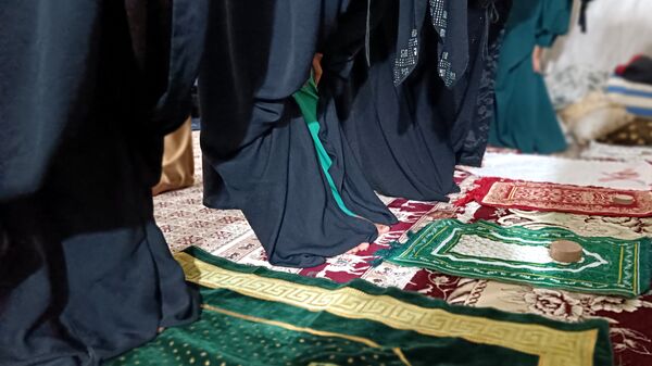 آیین معنوی اعتکاف دانش‌آموزان دختر مسجد سیدالشهدای یاسوج