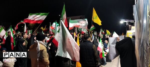 تجمعات مردمی و رژهٔ ماشینی در میدان شریعتی مشهد