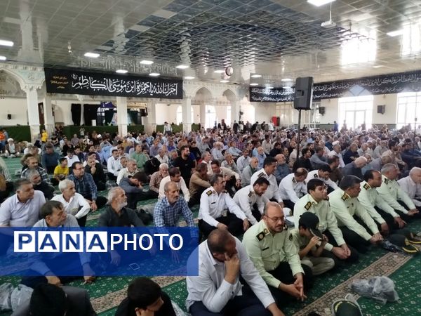 نماز جمعه کاشمر با حضور پرشور مردم برگزار شد