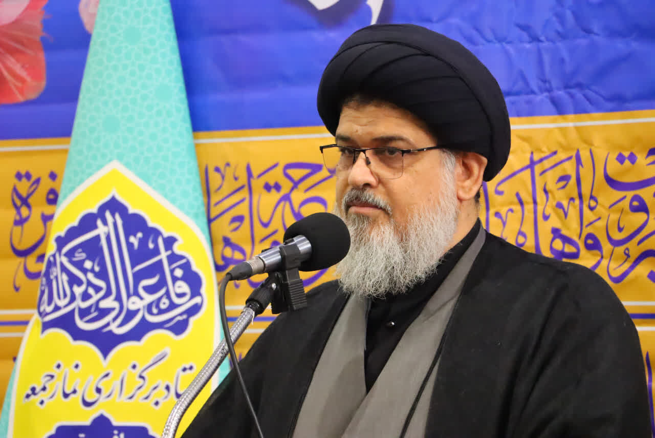 ملت ایران تنها ملتیست در جهان که در میانه جنگ کشورش را خالی نکرد