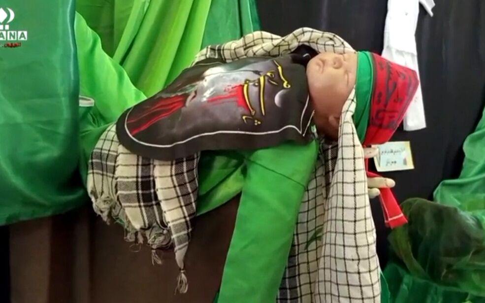 حضور پرشور مادران و شیرخوارگان در مراسم گرامیداشتِ حضرت علی‌اصغر (ع)